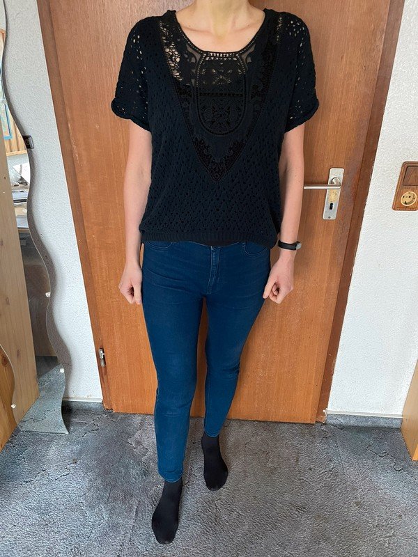 Dunkelblauer Pullover aus Baumwolle mit Spitze *Mengenrabatt*