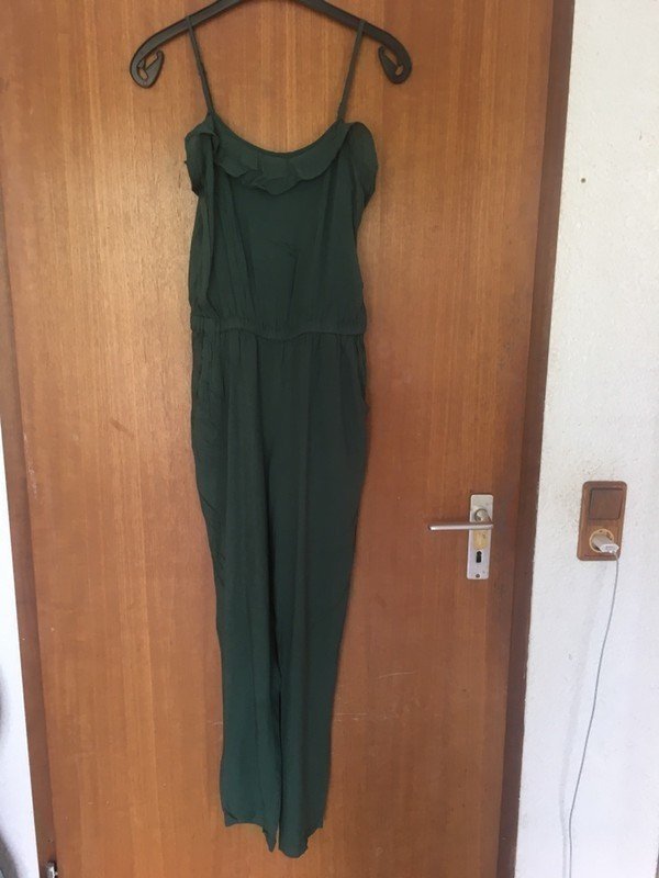 Grüner Jumpsuit *Mengenrabatt*