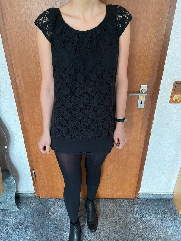 Baumwoll-Spitzenkleid *Mengenrabatt*