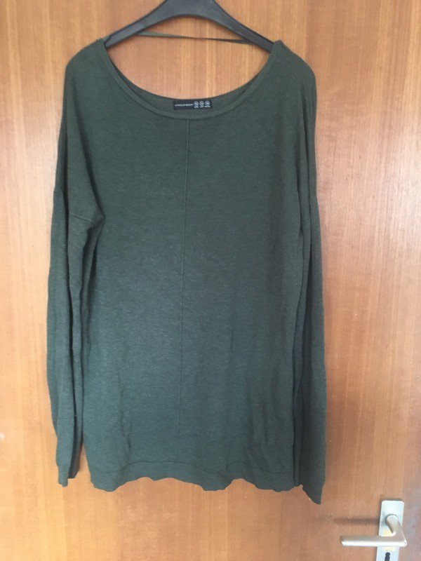 Grüner Pullover aus Viskose *Mengenrabatt*