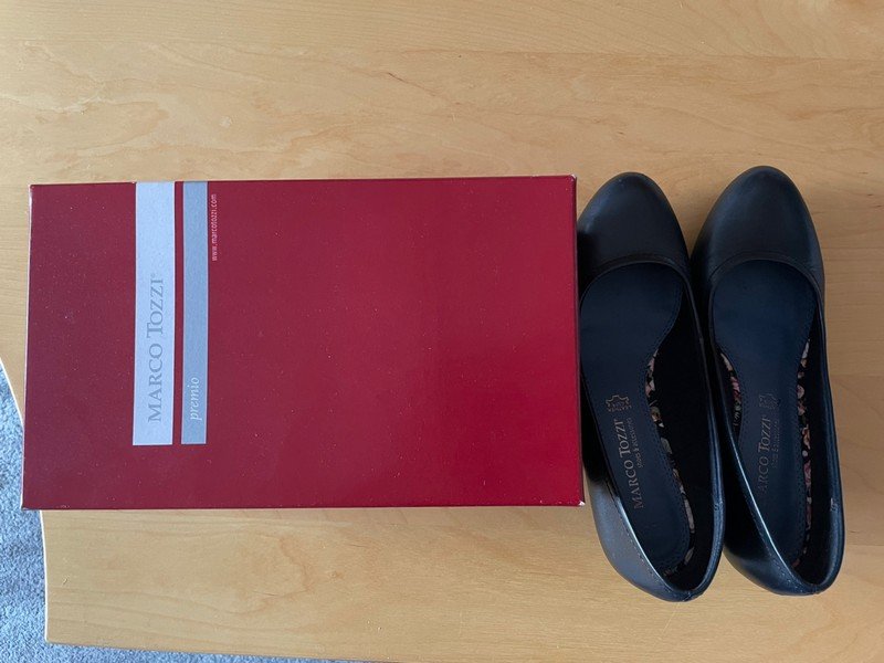 Echtleder-Pumps mit Originalkarton *Mengenrabatt*