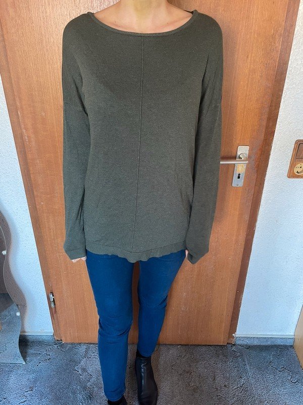 Grüner Pullover aus Viskose *Mengenrabatt*