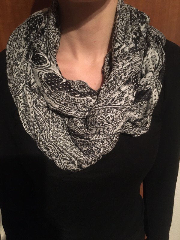 Schwarz-grau gemusterter Viskose-Schlauchschal *Mengenrabatt*