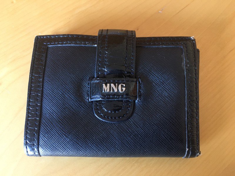 Schwarzes Portemonnaie von Mango *Mengenrabatt*