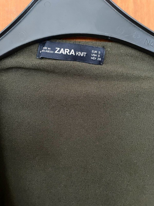 Dunkelgrüner Cardigan von Zara *Mengenrabatt*