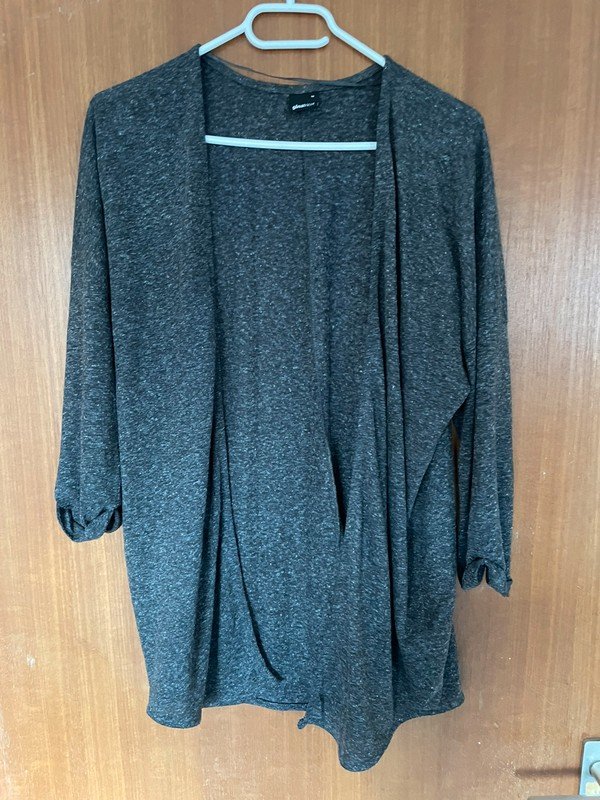 Grauer Cardigan aus Leinen/Viskose von Gina Tricot *Mengenrabatt*