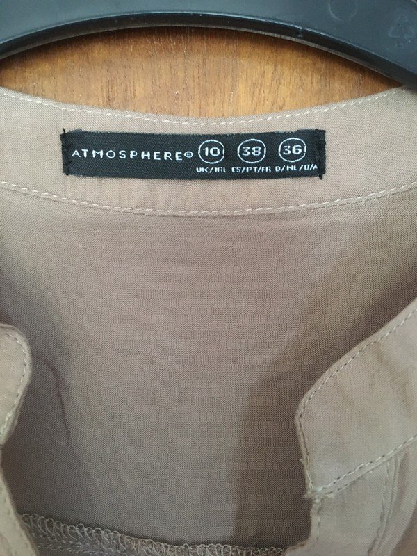 Beiges Blusenkleid *Mengenrabatt*