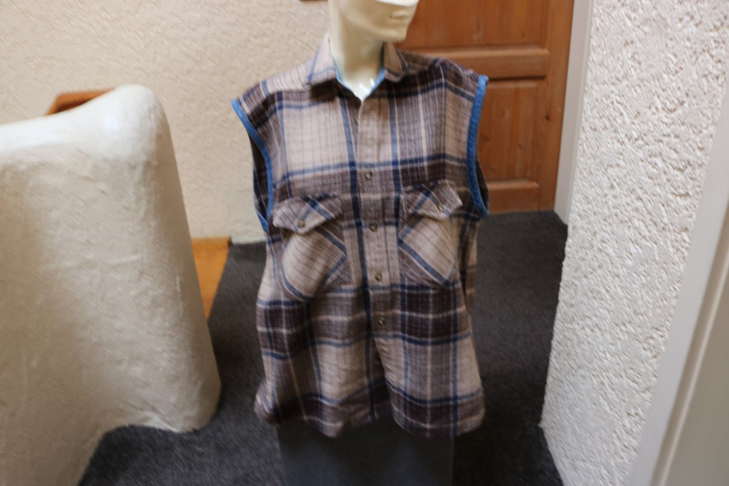 #Weste m. Wolle, Gr. 52, #braun-blau, #kariert - Back to Basics