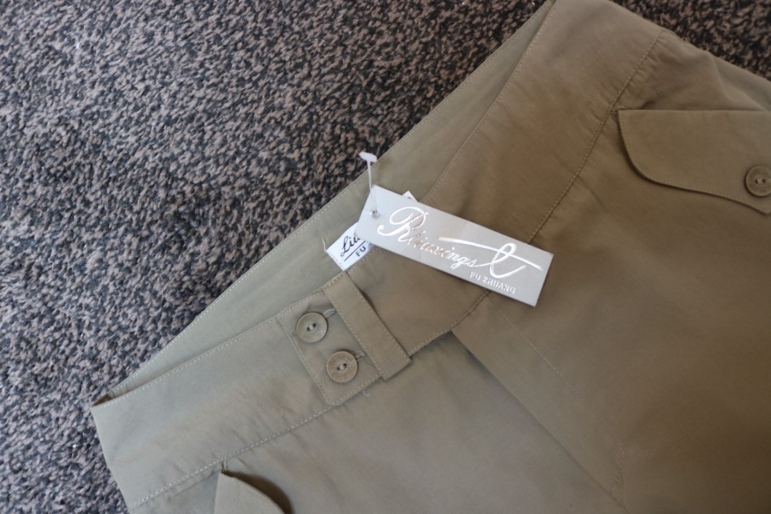 #Cargohose, Gr. 36, #khaki, #leicht, #Taschen, #Raffung möglich