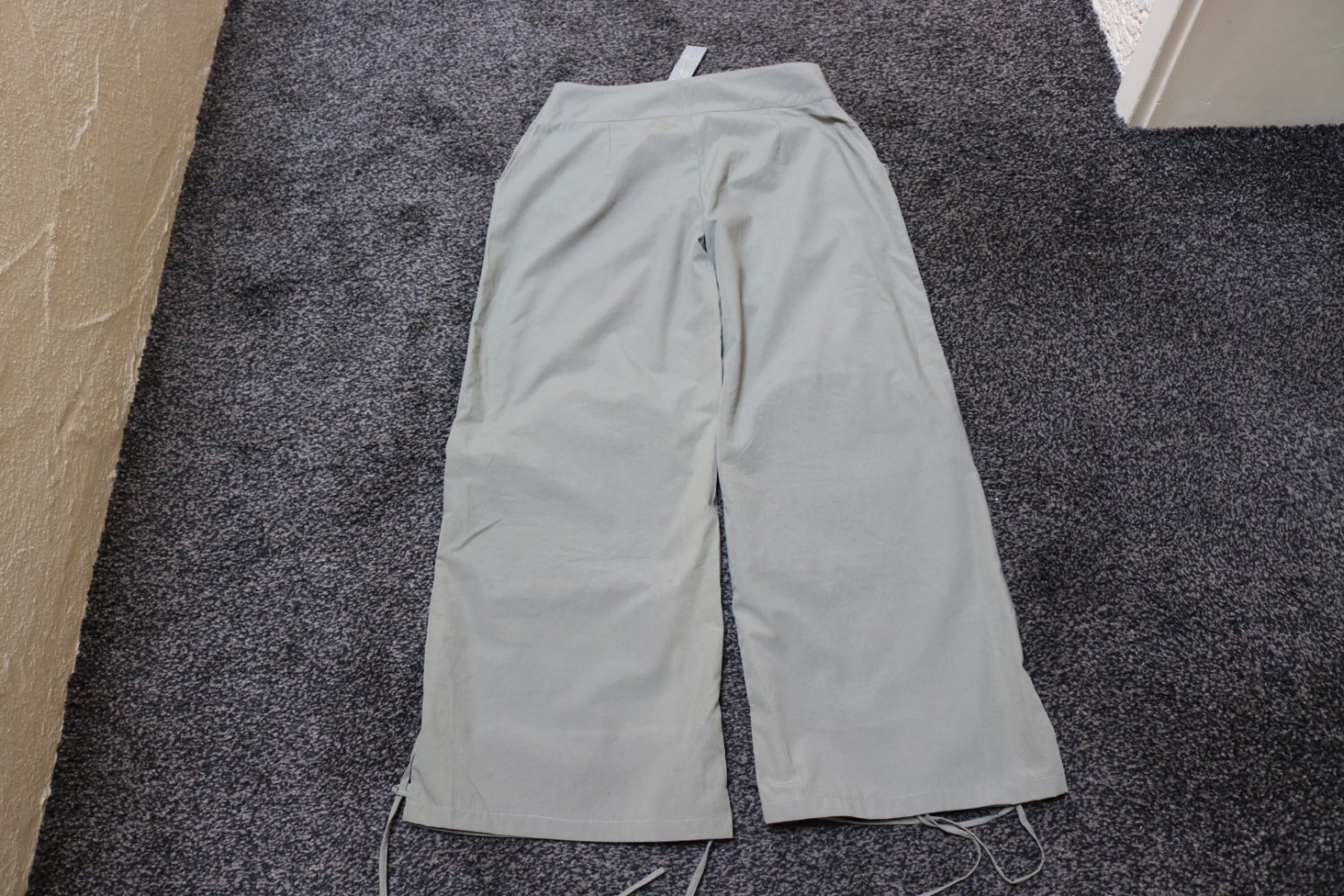 #Cargohose, Gr. 36, #khaki, #leicht, #Taschen, #Raffung möglich
