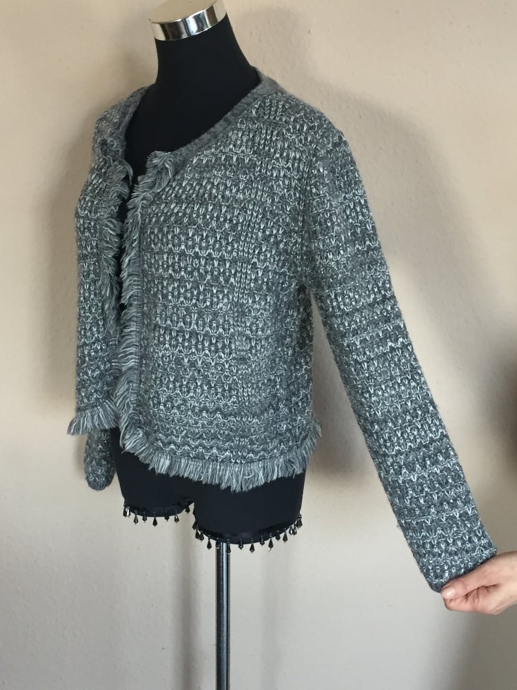 Coco Fashion Bolero Caridgan Gr.S grau weiß meliert mit Fransen, mit Silberfaden dezent durchzogen