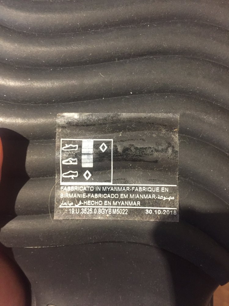 Sisley Sneakers S68 Bootie Turnschuhe Gr.42 schwarz weiß Neu und ungetragen