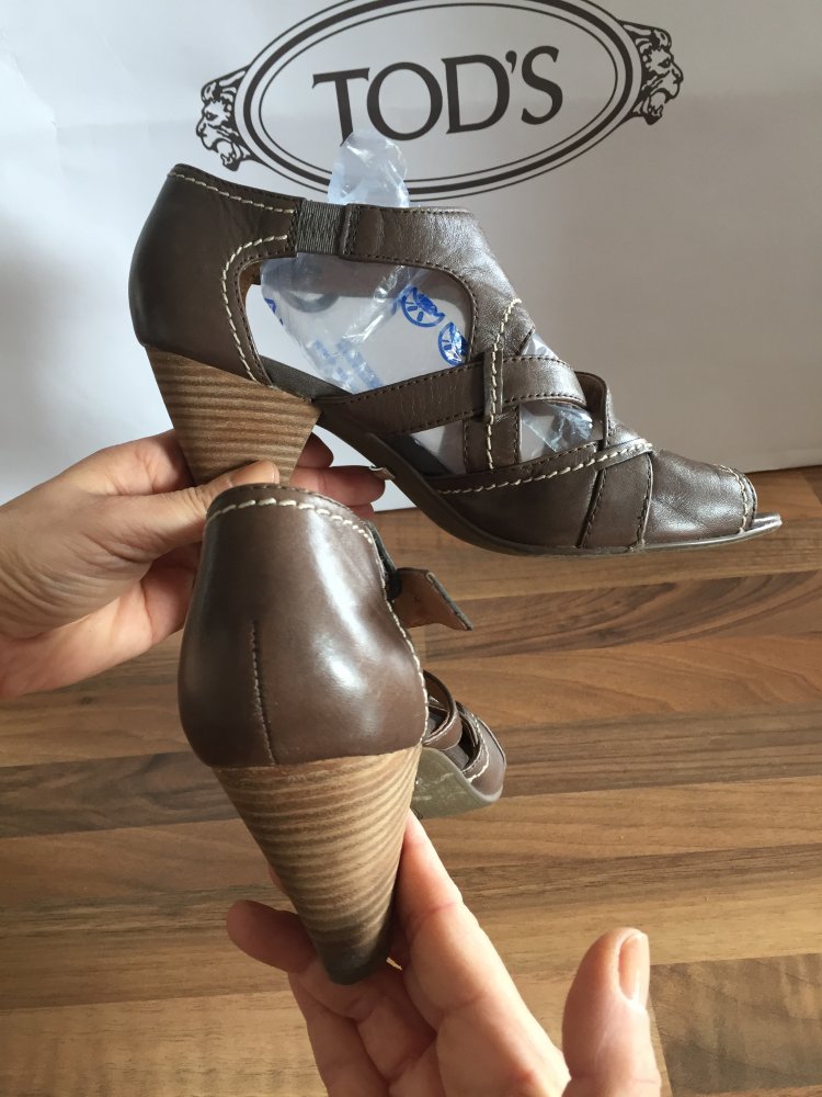 5th Avenue Leder Sandalen Gr.39 mit kleinem Absatz Khaki