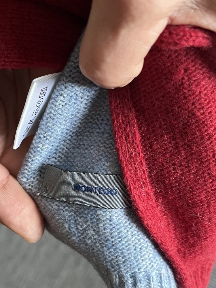 Montego Lammwolle Schal Dualfarben Strick in Rot / Hellblau