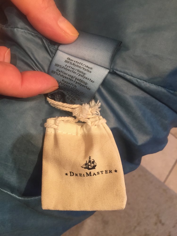 Dreimaster Jacke Gr.S warm wattiert in Dip Dyed blau