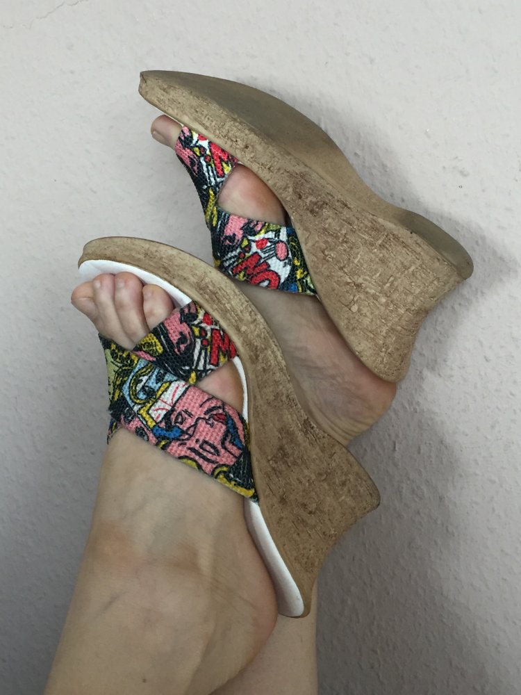 Cinderella Wedge Schläppchen Gr.38 mit Comics Design