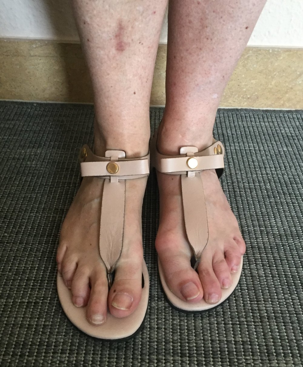 Victor Flip Flop Sandalen Gr.39 in Rose / Gold ganz zartes Kunstleder