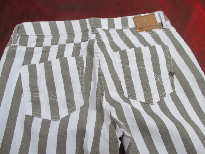  NEU mit ETIKETT * Ausgefallen * sexy * Streifen * Sommer * Röhren * Jeans * Hose 