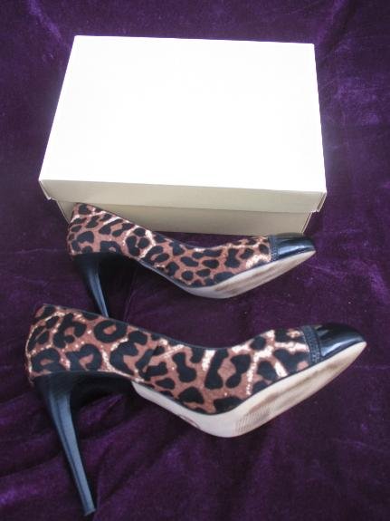 NEU * Ausgefallen * edel * Anlass * Party * Ausgeh * Animal * Leoparden * Echt Lack- Leder * High- Heels * Pumps * Schuhe 