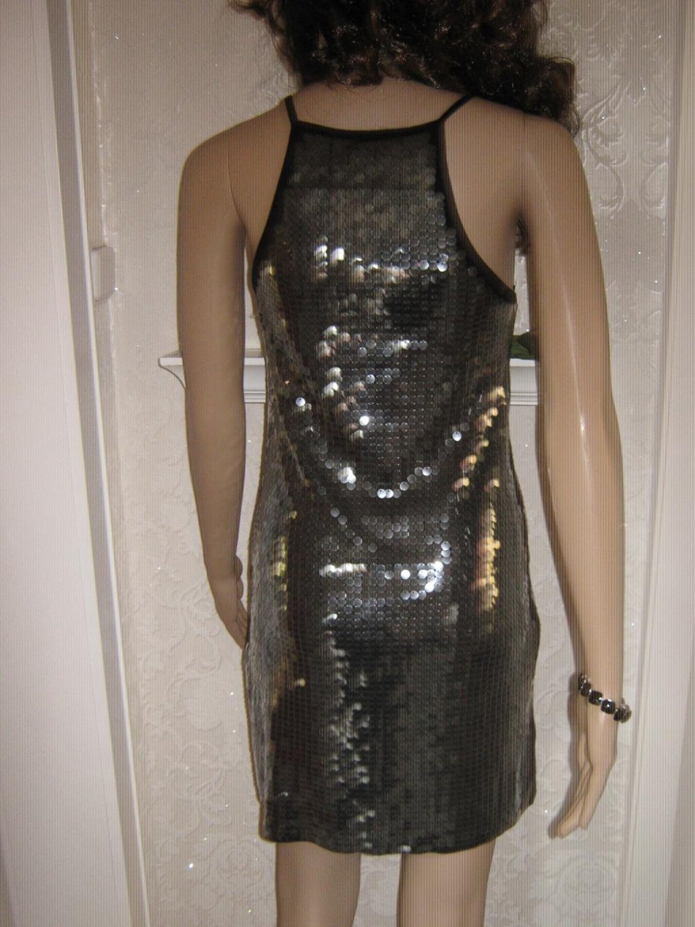 NEU mit ETIKETTEN * Sexy * Anlass * Party * Cocktail * Glitzer Pailletten * Spagetthi- Träger * Etui * Mini- Kleid 