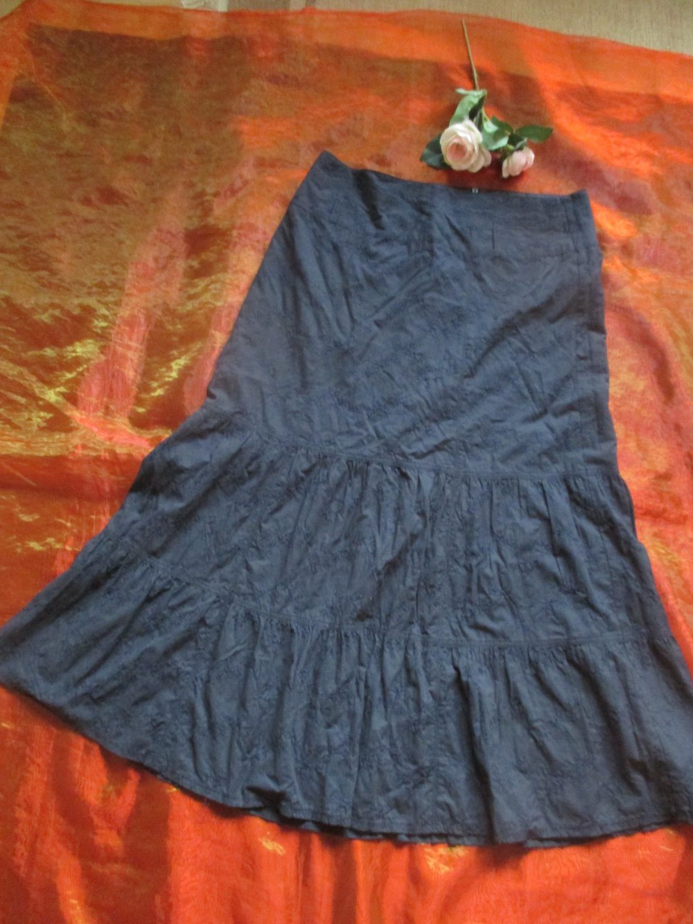 NEU * Romantik * Blumen- Blüten * Flower- Power * Stickerei * Stufen * Teller * Maxi * A- Linie * Rock im Hippie * Gipsy Look 