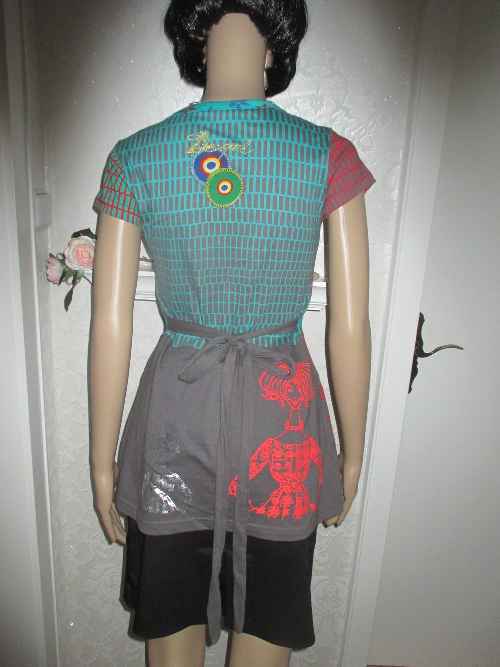 NEU * Glitzer * Pailletten * Blumen Blüten * Flower- Power * Stickerei * Hippie- Asia- Style * Wickel- Optik T- Shirt * Tunika 