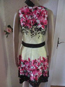  NEU * Cocktail * Ausgeh * Anlass * Blumen * Blüten * Flower- Power * Romantik * Sommer * Etui * Kleid 