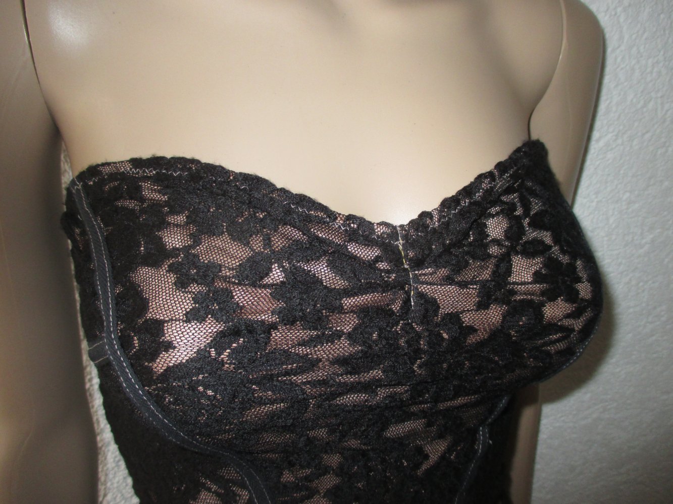 NEU * Edel * sexy * Blumen * Rosen- Blüten * Lace- Spitze * Bustier * Mieder * Corsage * Korsett 