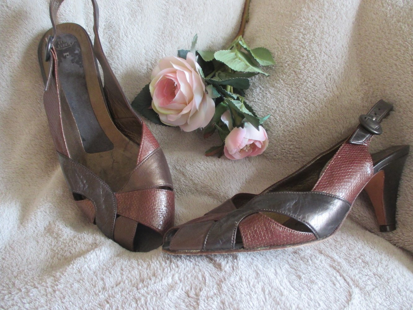Original VINTAGE * High Kitten Heels * Peep Toes * Slingbacks * Slingpumps * Pumps * Schuhe 