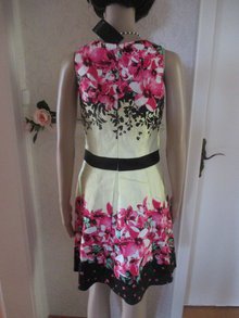  NEU * Cocktail * Ausgeh * Anlass * Blumen * Blüten * Flower- Power * Romantik * Sommer * Etui * Kleid 