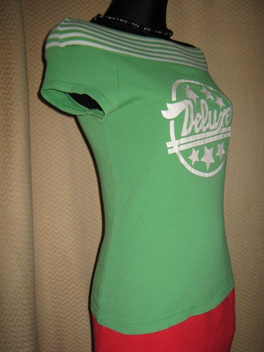 NEUw * Sexy * stylisch * DESIGNER * Pinup- Style * Glitzer Print * Carmen * Off Shoulder * T- Shirt * Top * Gr. 36, 38- 40/ S- M * grün * weiß * silber *