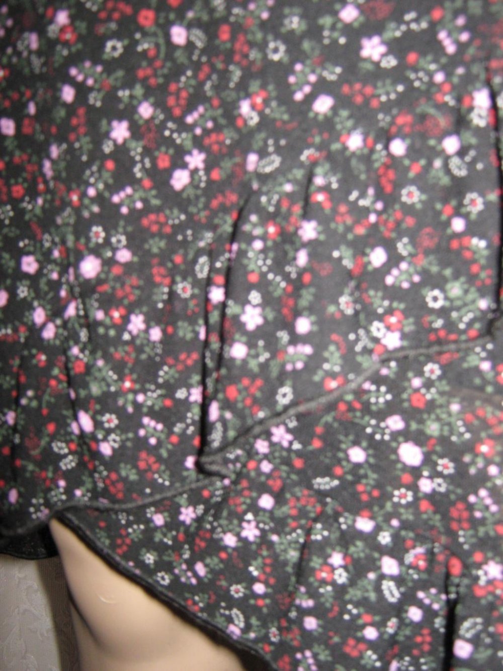 NEUw * Petit * Mille fleurs * Blümchen * Retro Romantik * DESIGNER * Strech Rock * Gr. 36- 38/ S * schwarz * bunt *