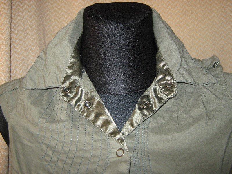 NEU * Sexy * Original VINTAGE * Retro- Style * Hemd- Bluse ohne Arm 