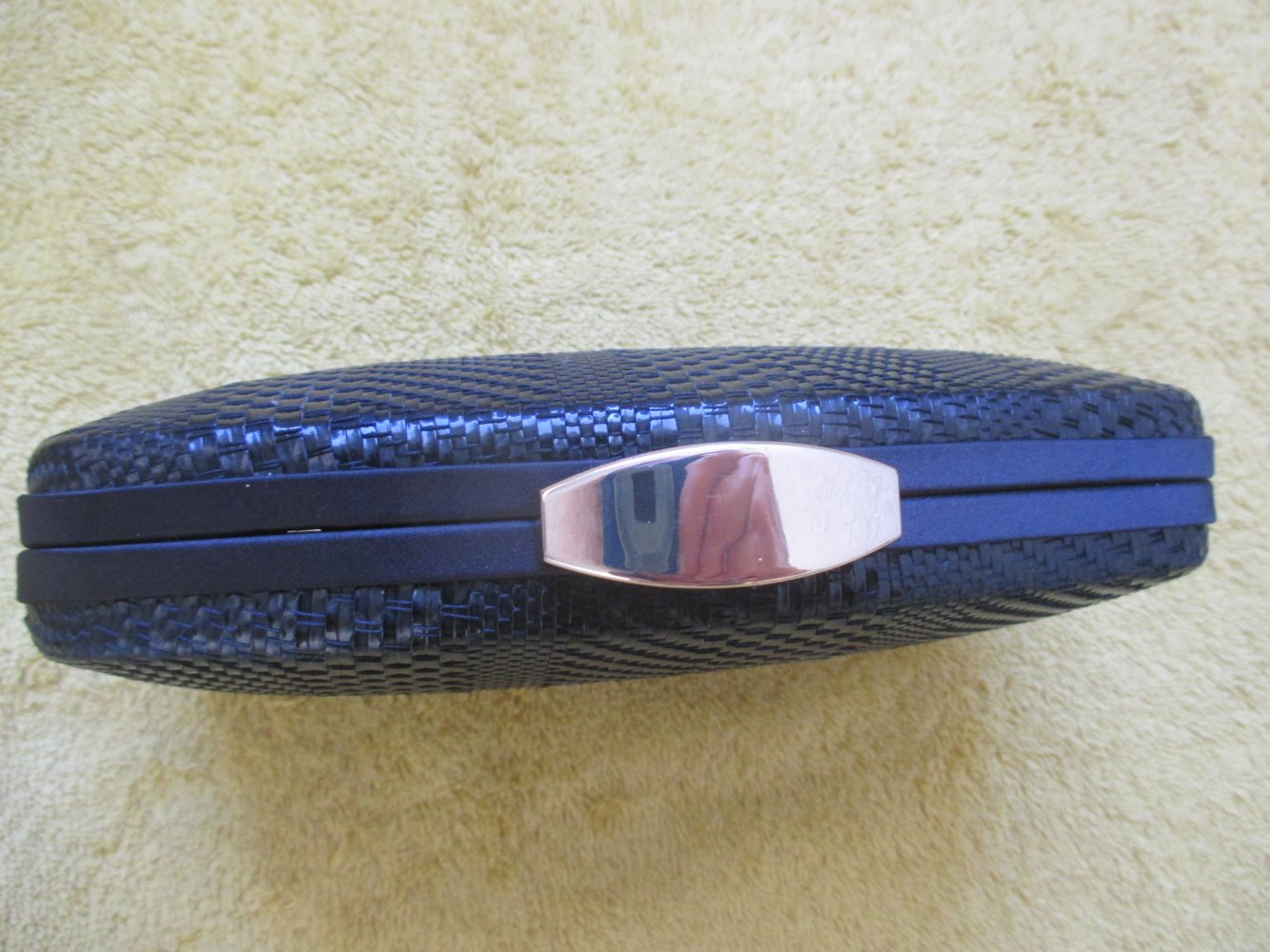 NEU mit ETIKETT * Edel * Abend * Anlass * Flecht * Kroko- Optik * Lack- Leder * Imitat * Vegan * Hart- Box * Hand * Umhänge * Clutch * Tasche * Tote * Bag 