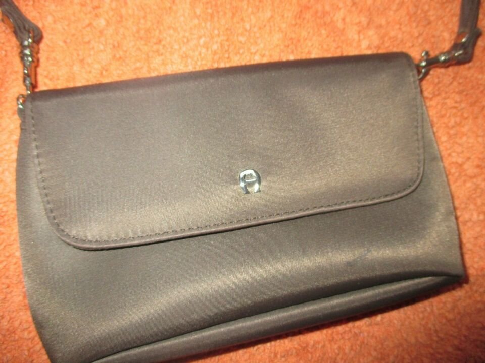 NEU mit Etikett * Ausgefallen * stylisch * Stoff * Cross Body * Umhänge- Tasche * Bag * Tote 