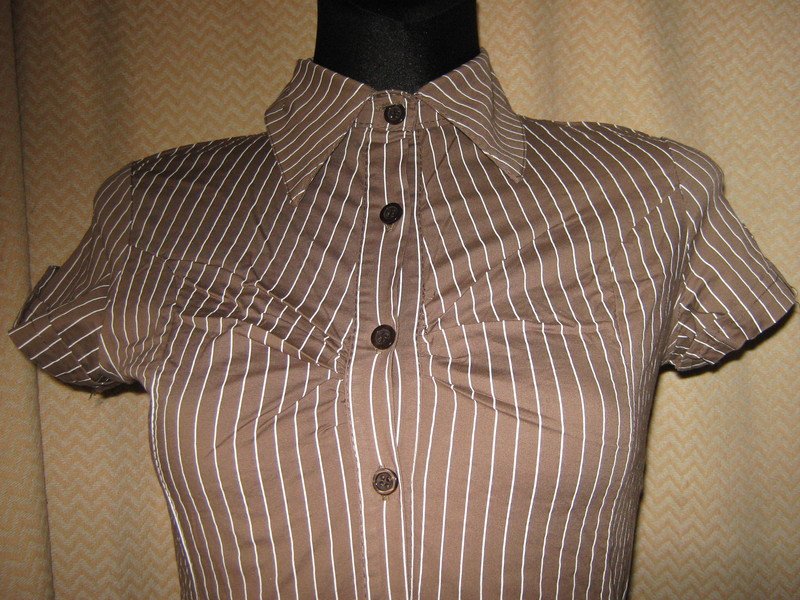 NEU * Stylisch * ausgefallen * DESIGNER * Nadelstreifen * Long * Hemd- Bluse * Gr. 32- 34/ XS * schoko- braun * weiß * 