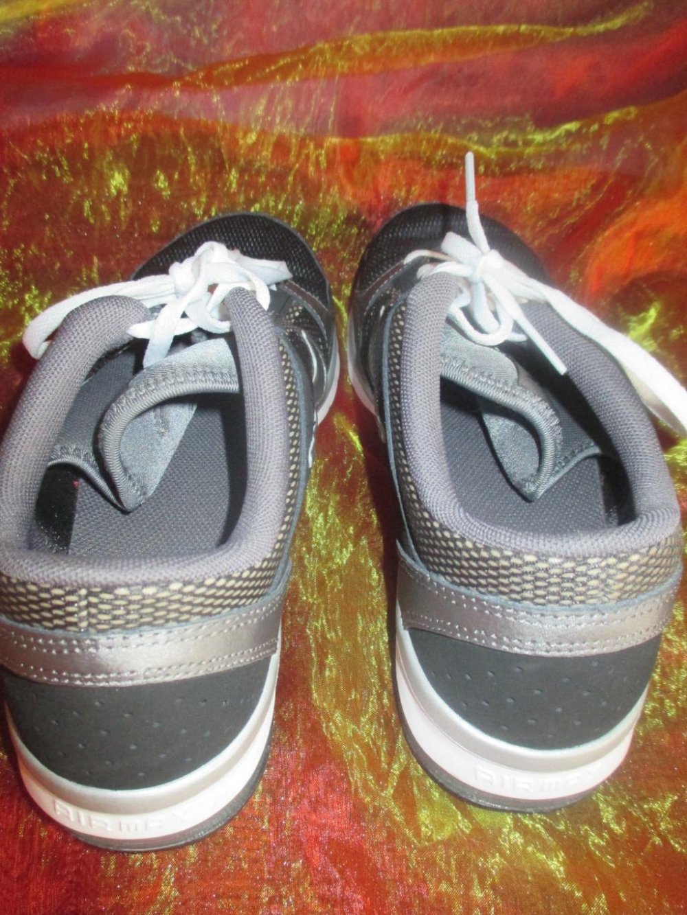 NEU * Damen oder auch Herren * Unisex * Trainings Sport Hallen Lauf Schuhe Sneaker 