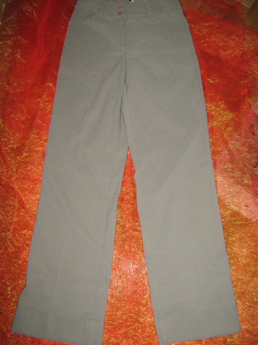 NEU * Edel * Marlene- Style * Schlag * Aufschlag * Hose 