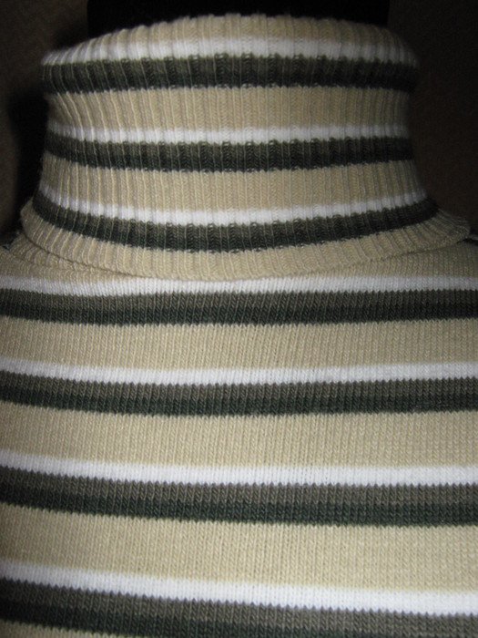 NEUw * Kuschelweich * DESIGNER * Streifen * Kurzarm * Rollkragen * Strick * Pullover * Gr. 34- 36/ XS- S * khaki- grün * cremè- beige * nude *
