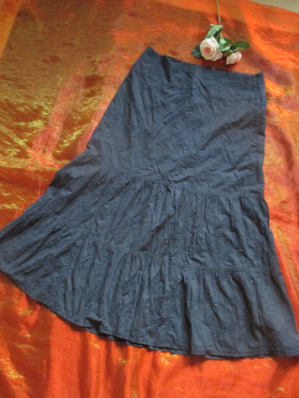 NEU * Romantik * Blumen- Blüten * Flower- Power * Stickerei * Stufen * Teller * Maxi * A- Linie * Rock im Hippie * Gipsy Look 