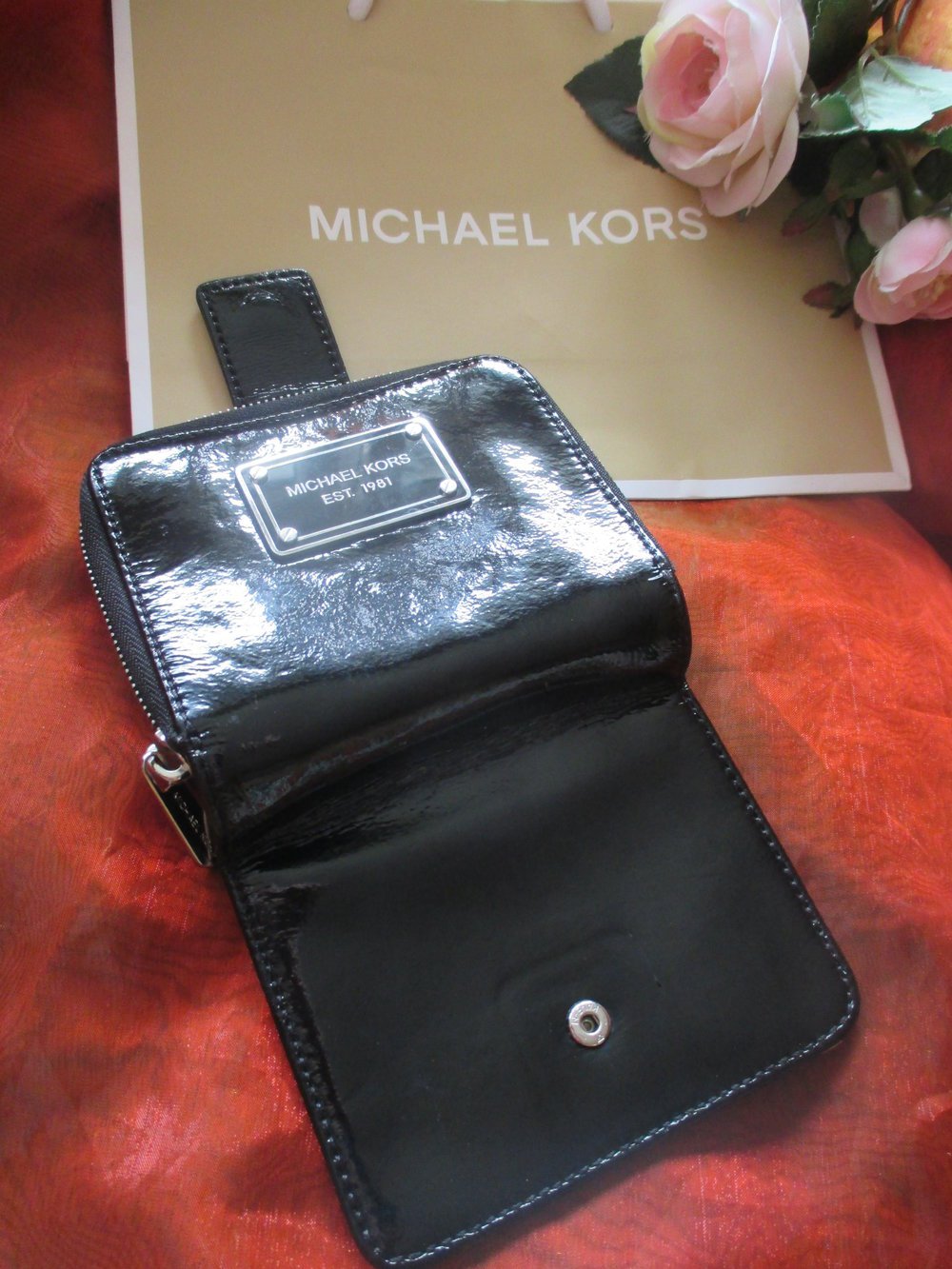 NEU * Echt * Lack- Leder * Geldbeutel * Geldbörse * Portemonnaie * Clutch * mit Zipper Reißverschluss 