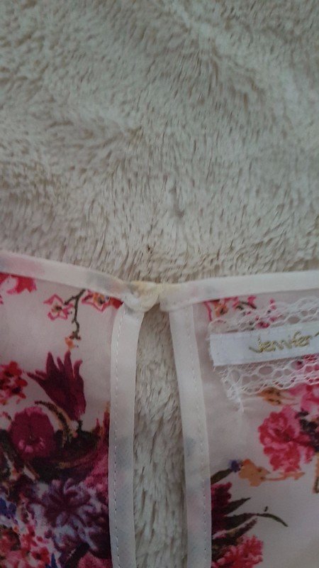 NEU * Bohème * Boho * Festival * Hippie * Style * Rosen * Blüten * Flower * Lace- Spitzen Einsatz * Baby- Doll Style * Ärmelloses * Seiden Chiffon * Blusen * Top 