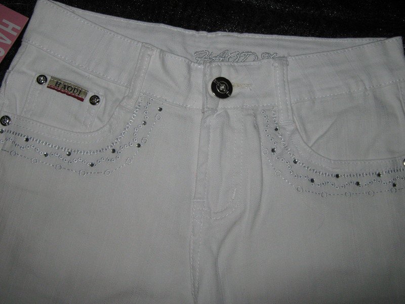 NEU mit ETIKETT * Glitzer * Stickerei * Swarovski * Strass * Kristalle * Capri * 3/4 * Jeans- Hose 