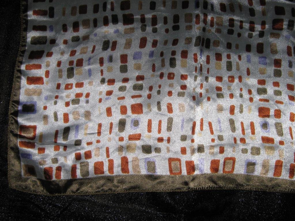   NEU * Modern * chic * klassisch * elegant * schimmernd * Seiden- Satin * DESIGNER * Niki * Nicky * Hals * Tuch * Scarf * kahki- grün * braun * weiß * flieder * nude * Pastell *