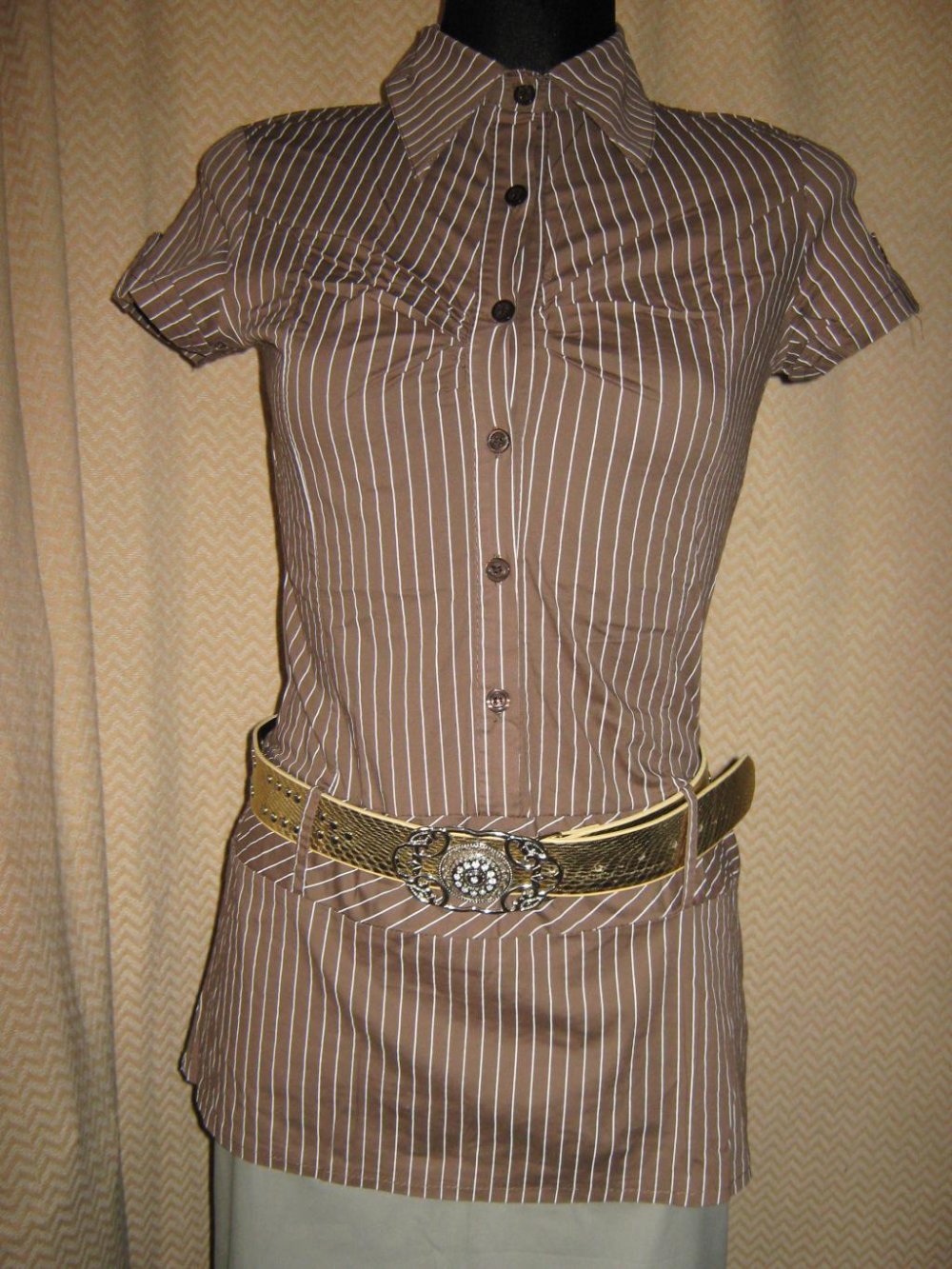 NEU * Stylisch * ausgefallen * DESIGNER * Nadelstreifen * Long * Hemd- Bluse * Gr. 32- 34/ XS * schoko- braun * weiß * 