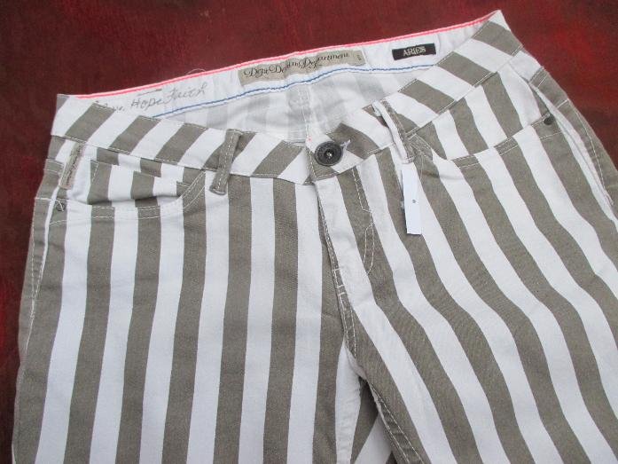  NEU mit ETIKETT * Ausgefallen * sexy * Streifen * Sommer * Röhren * Jeans * Hose 