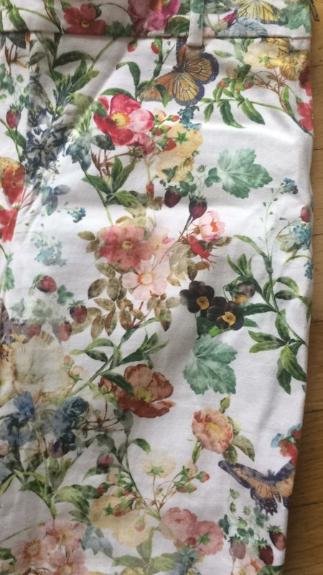 NEU * Schmetterling * Blumen * Blüten * Flower- Power * Aquarell- Romantik * Röhren * Skinny * Jegging * Hose 