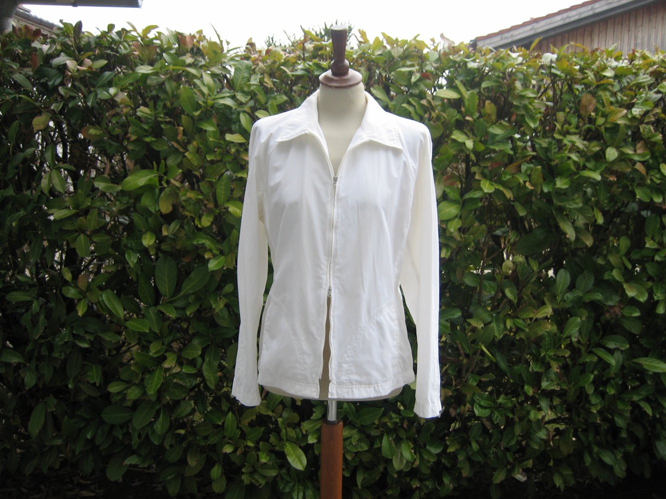 Ultraleichte Sommer-Jacke Gr. 42, absolut neuwertig - Super-Kombiteil - ideal für den Urlaub!