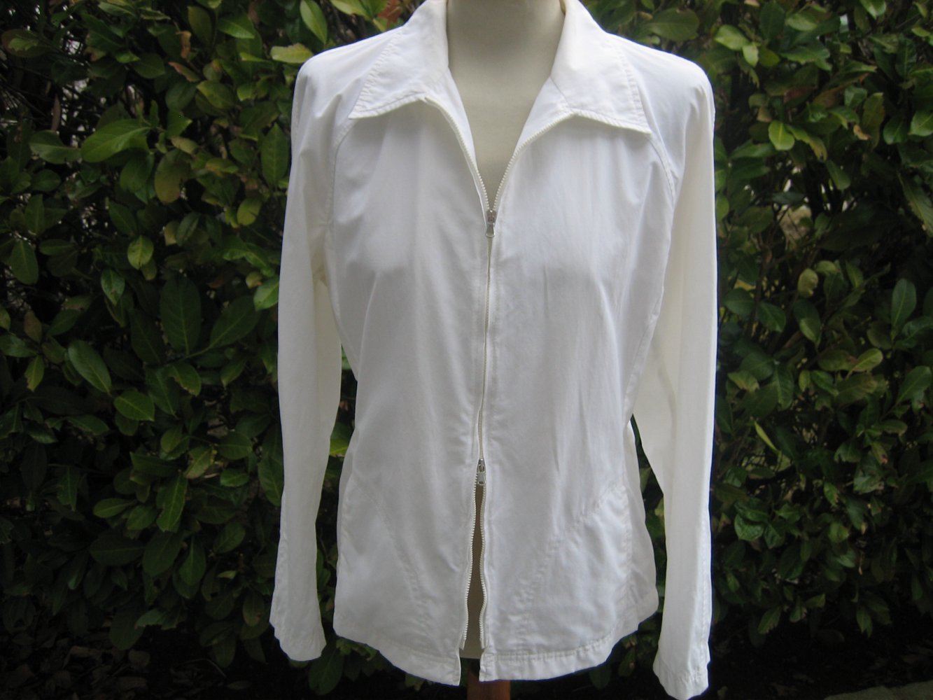 Ultraleichte Sommer-Jacke Gr. 42, absolut neuwertig - Super-Kombiteil - ideal für den Urlaub!