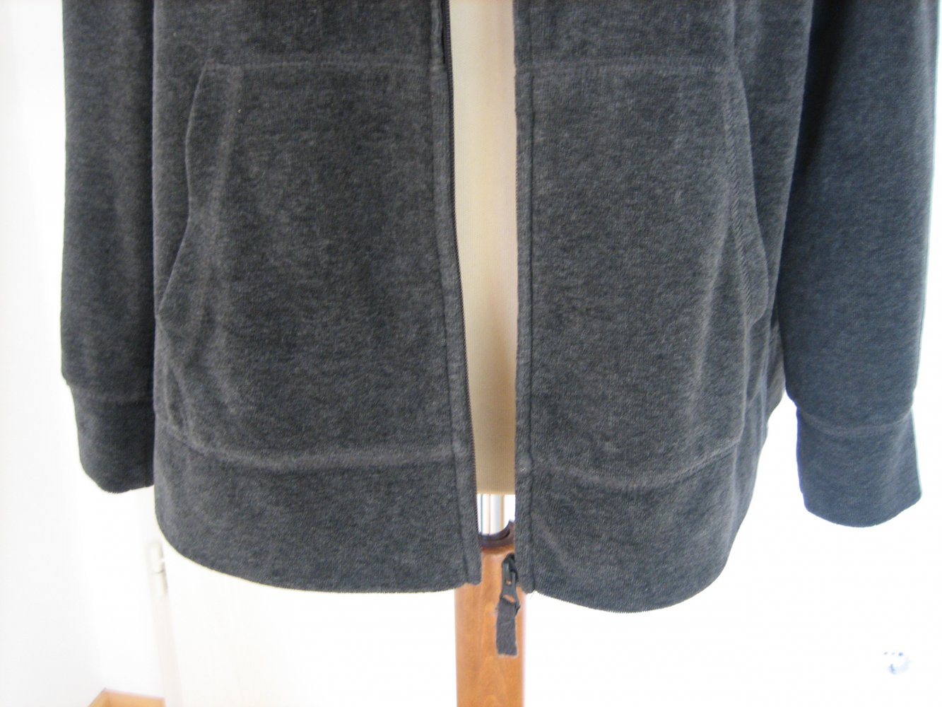 Sportl.-lässige Kapuzen-Jacke Gr. 42, neuw., unentbehrliches Kombi-Teil für's ganze Jahr!!